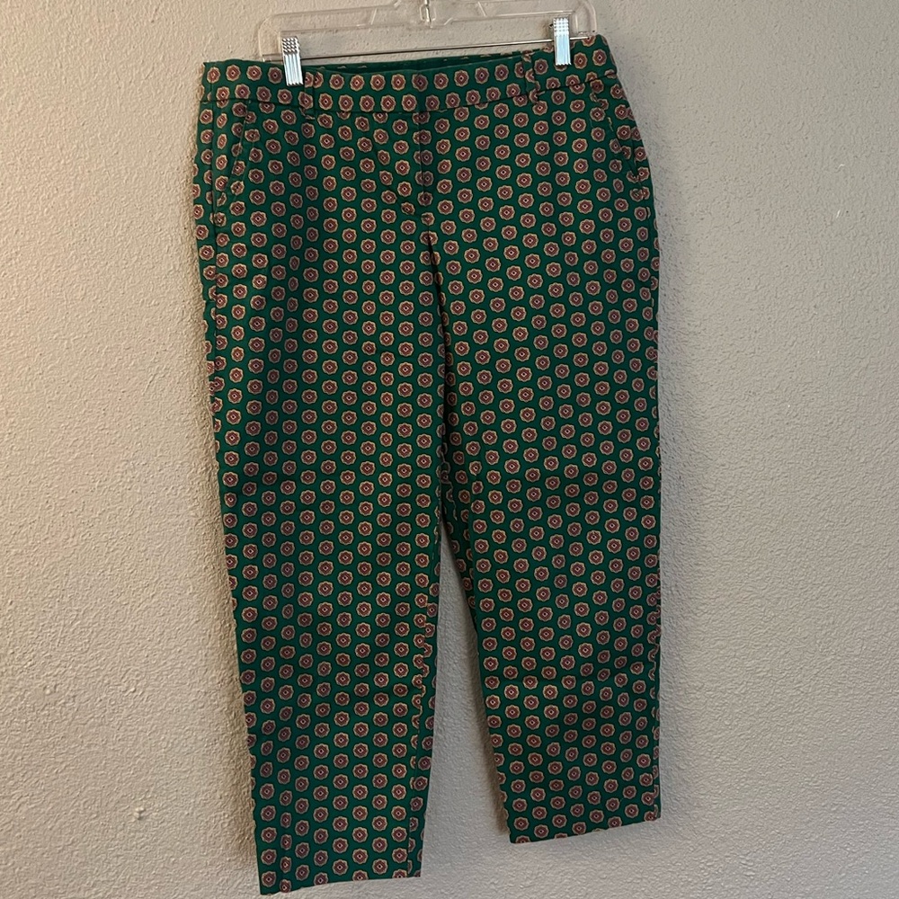 Geometric Pattern Cropped Pants